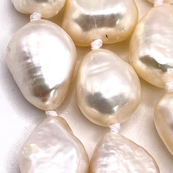 Sprig NWT Cultured Pearl Endless Long Necklace 60" - Picture 3 of 8